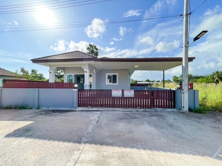 Single house for sale, 2 bedrooms, area 48 sq.w..