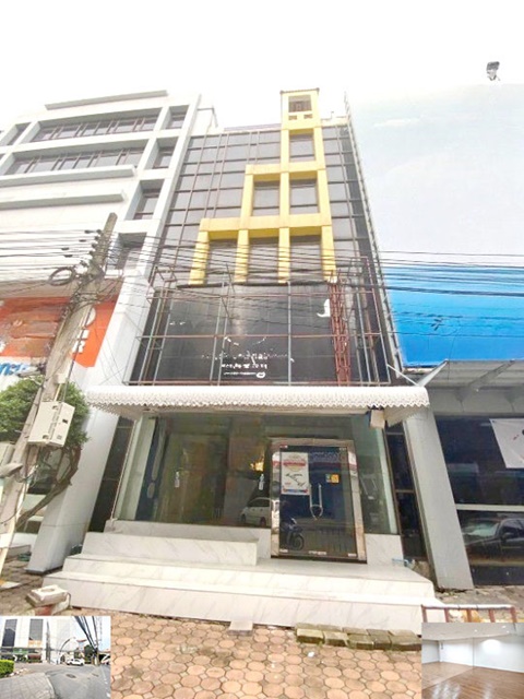 MRT ลาดพร้าว 101 ให้เช่าอาคาร 3 ชั้น ทำเป็นออฟฟิศ.