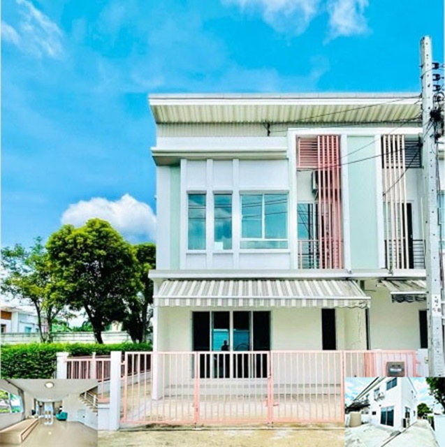 บ้านใหม่มาก ห้องมุมติดสวน ตลาดมโนรมย์ 4 ให้เช่าทาวน์เฮาส์ 2 ชั้น .