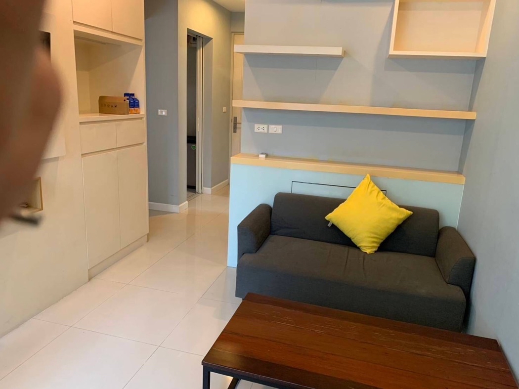 ขาย คอนโด คิว เฮ้าส์ สาทร 39 ตรม.
Q House Sathorn for sale 39sqm.