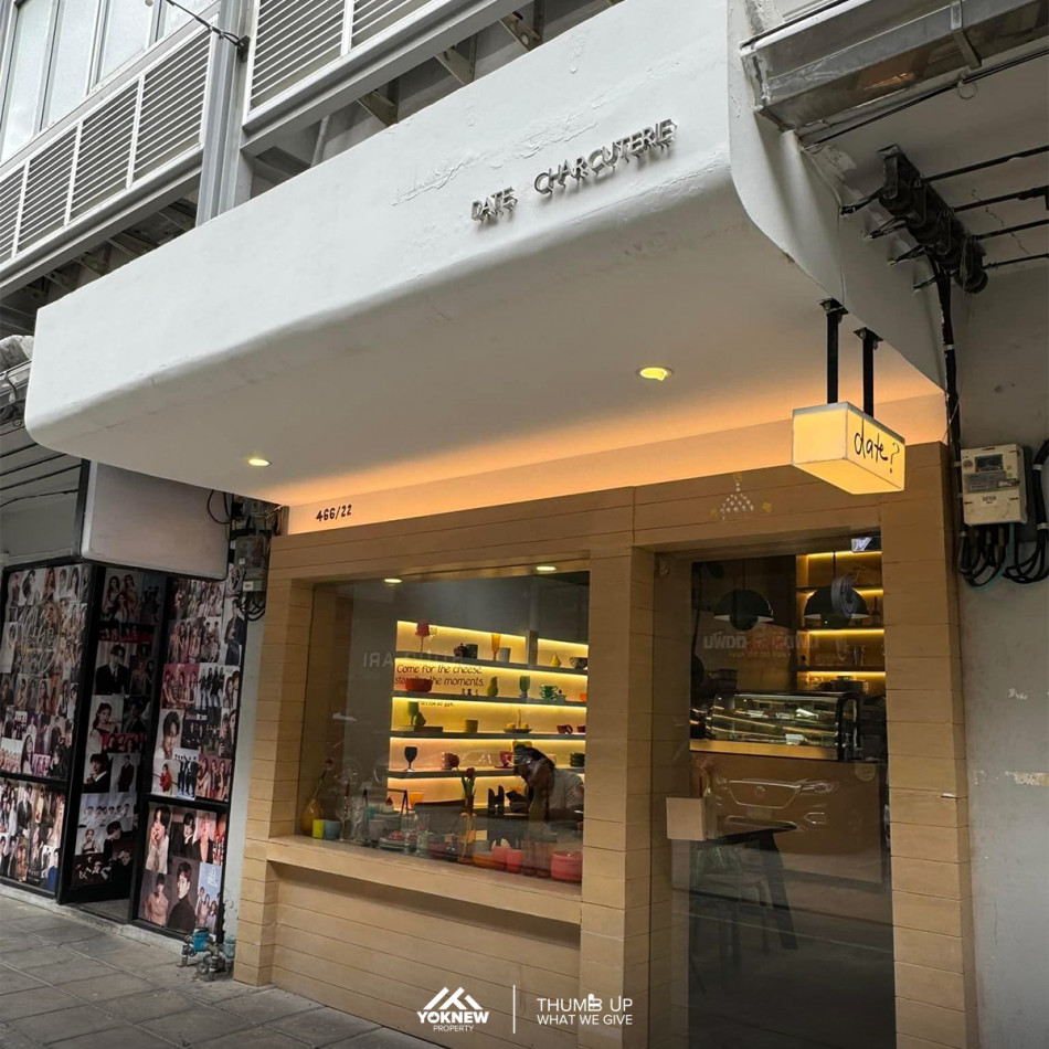 ว่างให้เช่าร้านค้าที่สุดของทำเล The HUB Phahol-Ari พื้นที่ร้านค้า+ชั้นลอย