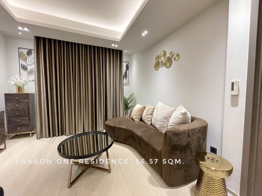 ให้เช่า คอนโด luxury 1 bedroom with private lift hall Tonson One Residence : ต้นสน วัน เรสซิเดนซ์ 56 ตรม. near Central Embassy Central World
