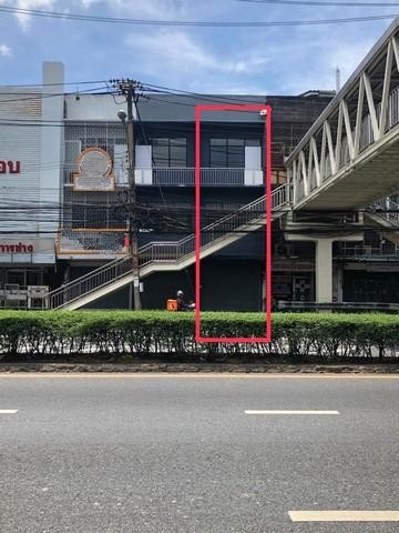 ให้เช่าอาคารพาณิชย์ 3.5 ชั้น  ติดถนนพระราม 4 สุขุมวิท 40 .