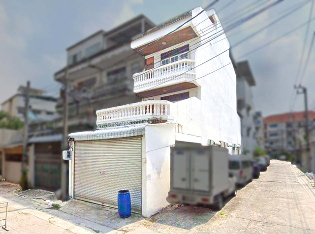 MRTสุทธิสาร ห้วยขวาง รัชดาภิเษก13-19 5-6นอน AIR BNB 4ชั้น 34ตร.วา  .