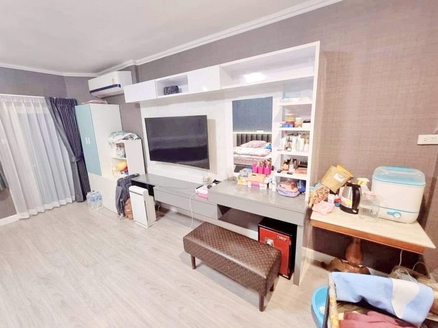 ทาวน์โฮม Townhome for rent,sell 4 bedrooms ห้วยขวาง Huaikhwang  .