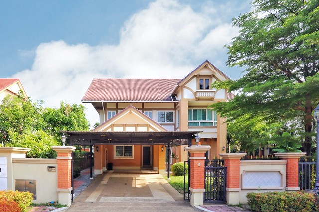 ขายบ้านหรู Q House Avenue  พระราม5  195.7 ตรว.ม. เจ้าของไม่เคยอยู  .