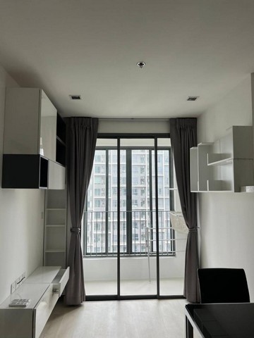 Condo IDEO MOBI Sukhumvit81 วิวสระว่าย ใกล้ BTSอ่อนนุช  .