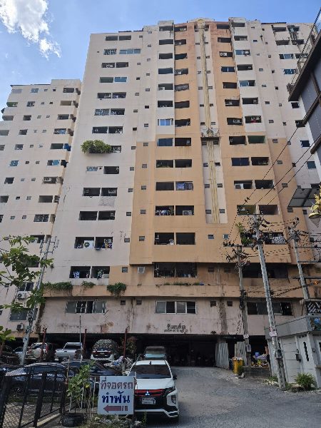 พี เจ คอนโดเพลส (PJ Condo Place)  .