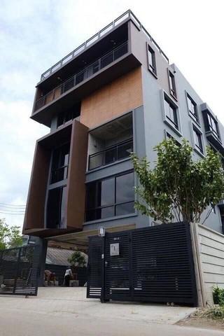 ขายโฮมออฟฟิศ 6 ชั้น Loft Style  1000 ตรม. พร้อมลิฟท์ งามวงศ์วาน47  .