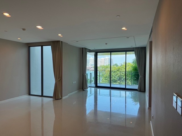 ถูกที่สุดในโซนวิลล่า 333 RIVERSIDE 142 ตรม ขายด่วนเพียง 25 ล้าน  .