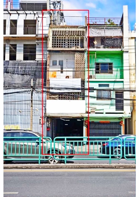 MRTเพชรบุรี 1.1 กม. อาคารพาณิชย์ 4 ชั้น พร้อมที่จอดรถ 4 นอน   .