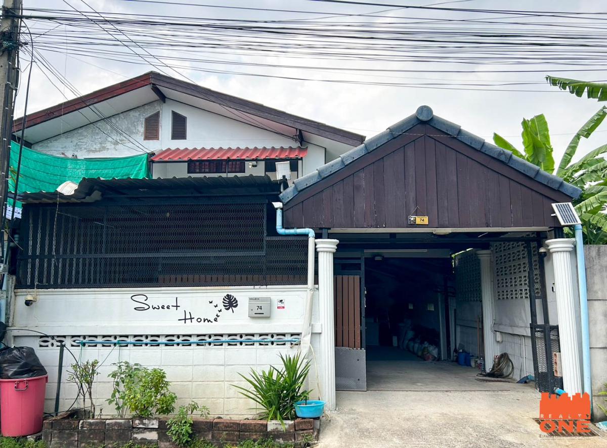 บ้านแฝด ซอยรามอินทรา 8 ใกล้ MRT อยู่ระหว่างสถานี ลาดปลาเค้า  .