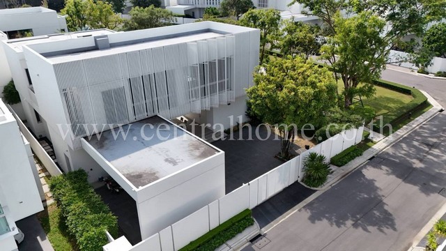 บ้านเดี่ยว VIVE รัตนาธิเบศร์ - ราชพฤกษ์ Super Luxury หลังมุม   .