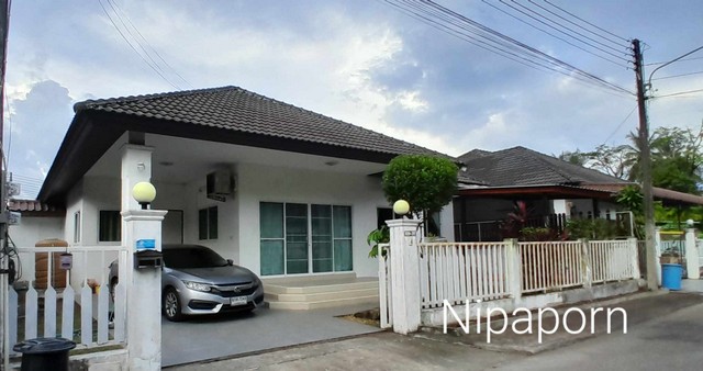 For Rent : Pakhlok, Baan Saun Yu Charoen 5, 3 Bedrooms, 2 Bathroo  .