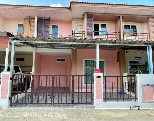 For Rent : Thalang, 2-Story Townhome, 4 Bedrooms, 2 Bathrooms  .