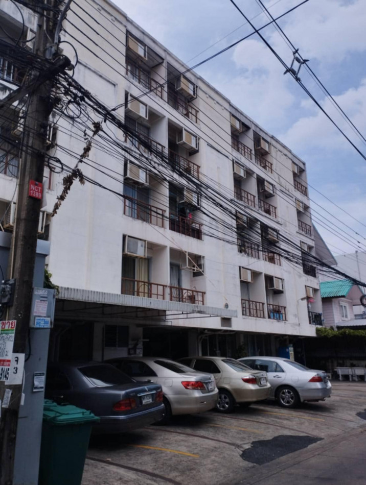 ขาย Apartment ลาดพร้าว เหมาะสำหรับลงทุน เนื้อที่ 150 ตารางวา จำนวน 45 ห้อง พื้นที่ใช้สอย 1600 ตารางเมตร: aa00000597948