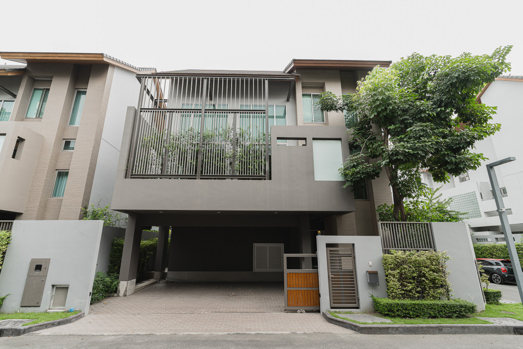 ประกาศขายบ้านเดี่ยว 3 ชั้น พร้อมลิฟต์ Private Nirvana Residence East: aa00000600580