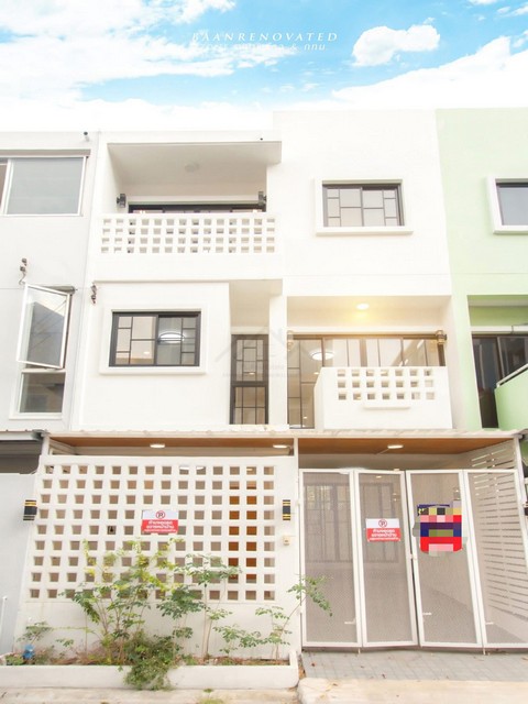 ขายทาวน์โฮม 3 ชั้น หมู่บ้าน Private Villa นวมินทร์ 135 รีโนเวทใหม  .