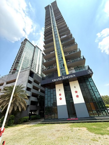 ให้เช่า คอนโด    The grand jomtien 2  วิวสระ  ยินดีรับน้องหมา   .