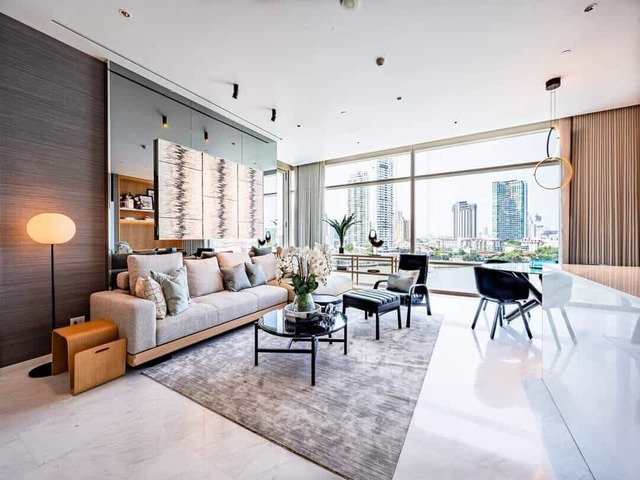 Four Seasons Private Residences - BTS Saphan Taksin  .