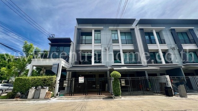 P1 บ้านกลางเมือง รัตนาธิเบศร์ ทาวน์โฮม 3 ชั้น หลังมุม  .