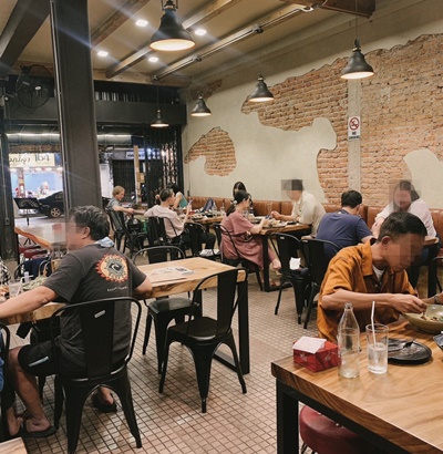 เซ้ง ร้านอาหาร เชียงใหม่ ถนนเจริญเมือง สไตล์ Industry Loft