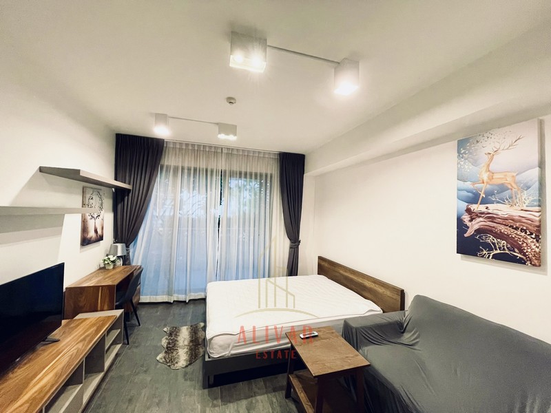 Condo for sale/rent The Lofts Ekkamai full-furnish near BTS Ekkam.