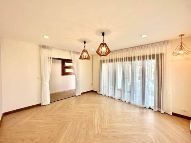 Penthouse ขาย 5.9 ล. 355 ตรม. 4 นอน 3 น้ำ Tree Retro Condo รีโนเว.