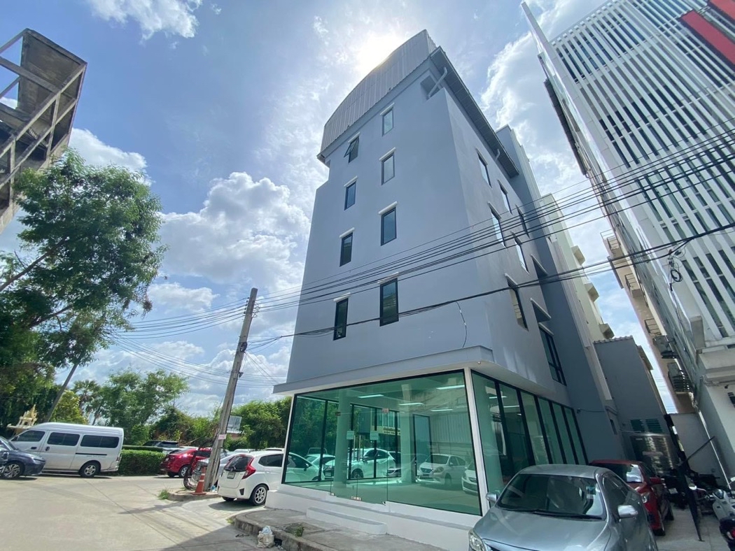 ขาย ออฟฟิศ รีโนเวทใหม่ มีลิฟต์สำนักงาน อาคารพาณิชย์ รัตนาธิเบศร์ 400 ตรม. 50 ตร.วา ซอยรัตนาธิเบศร์ 32 ใกล้ MRTแยกนนทบุรี 1 แค่ 120 เมตร