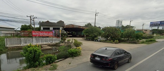 ขายที่ดิน ดิดถนนใหญ่   ตั้งอยู่ในย่านถนนหอการค้าไทย.