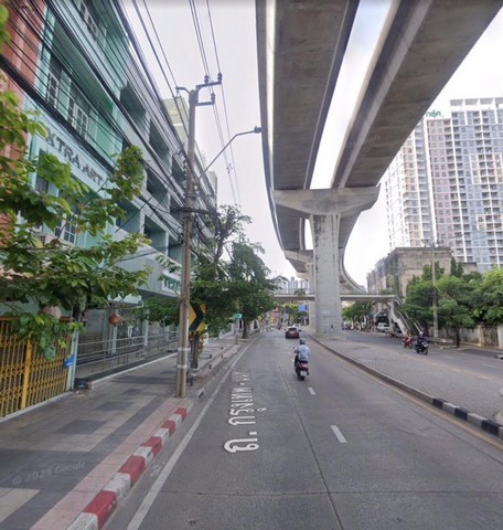 ให้เช่าอาคารพาณิชย์ ใกล้ MRT บางซ่อน ติดถนน กรุงเทพฯ-นนทบุรี .