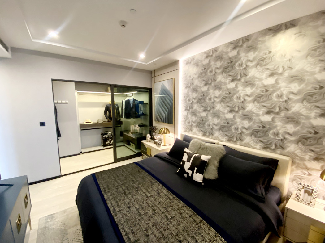 For Sale: Elegant 1 bedroom Condo at The Room Sukhumvit 38 (Foreign Quota)