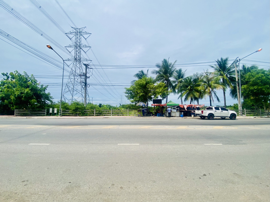 ขาย ที่ดิน บางบัวทอง ติดถนนวัดลาดปลาดุก เนื้อที่ 23 ไร่