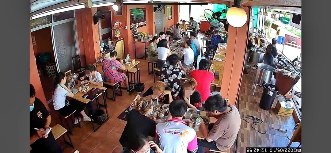 เซ้งร้านก๋วยเตี๋ยวเรือ-โคตรกะเพรา หลังเซ็นทรัลพระราม 2   .