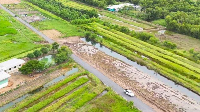 ที่ดินเงินผ่อน คลอง11หนองเสือ 100ตรว. 450,000 ผ่อนนาน40เดือน  .