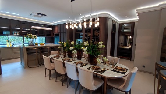 Luxury House Grand Boulevard หรู3ชั้น ด่านทับช้างศรีนครินทร-ร่มเก  .