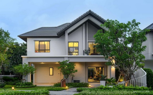 Luxury House For Sale  บางกอก บูเลอวาร์ด รามอินทรา-วัชรพล ถนนจตุโ  .