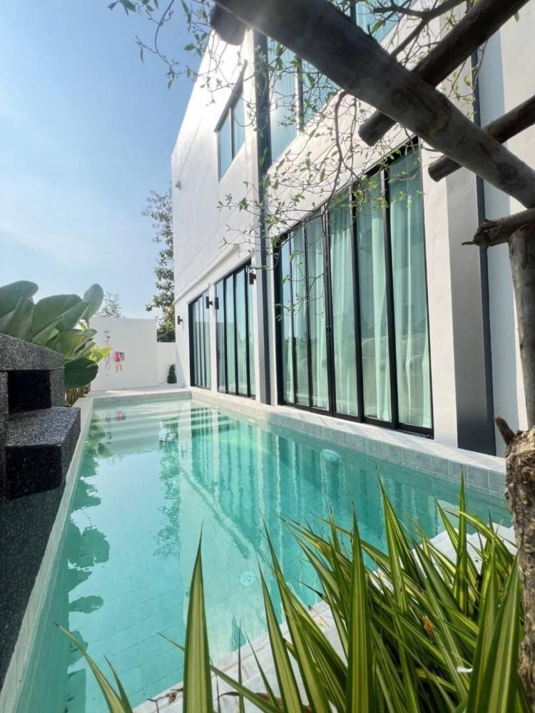 Pool Villa ดีไซด์เรียบหรู ในราคาที่สามารถจับต้องได้  .