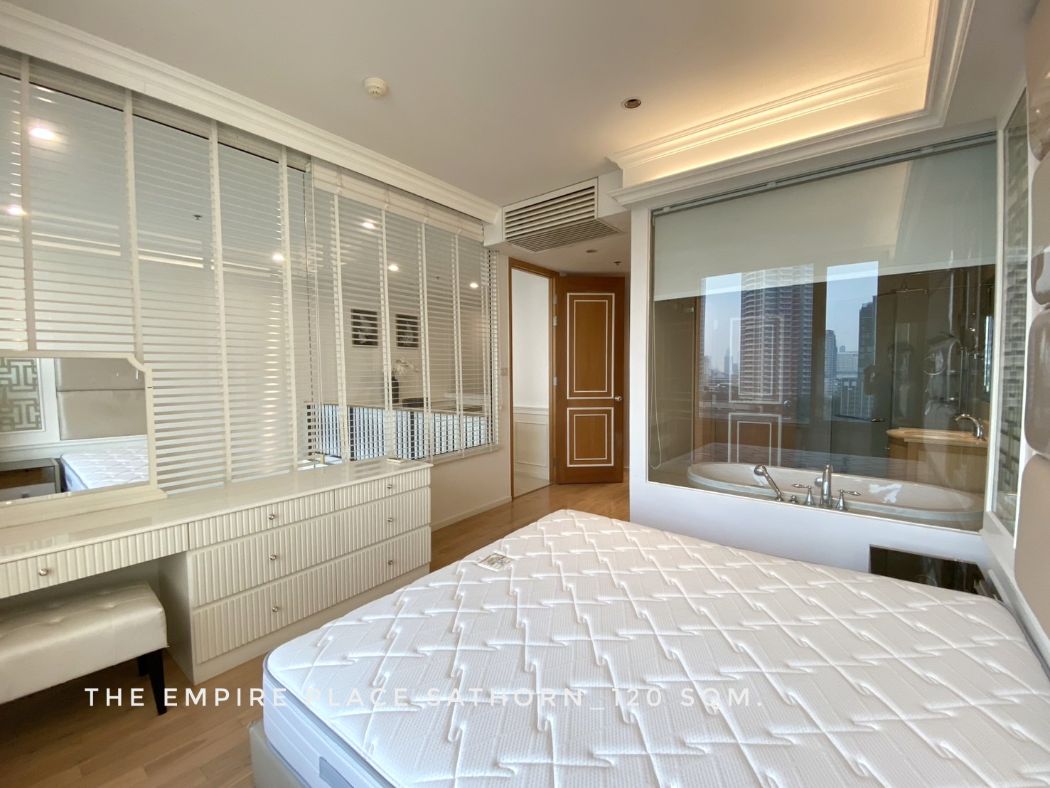 ให้เช่า คอนโด Duplex 2 bedrooms nice decoration ดิ เอ็มไพร์ เพลซ 120 ตรม. near Sathorn Silom Rama3 Icon Siam One Bangkok: aa00000599020