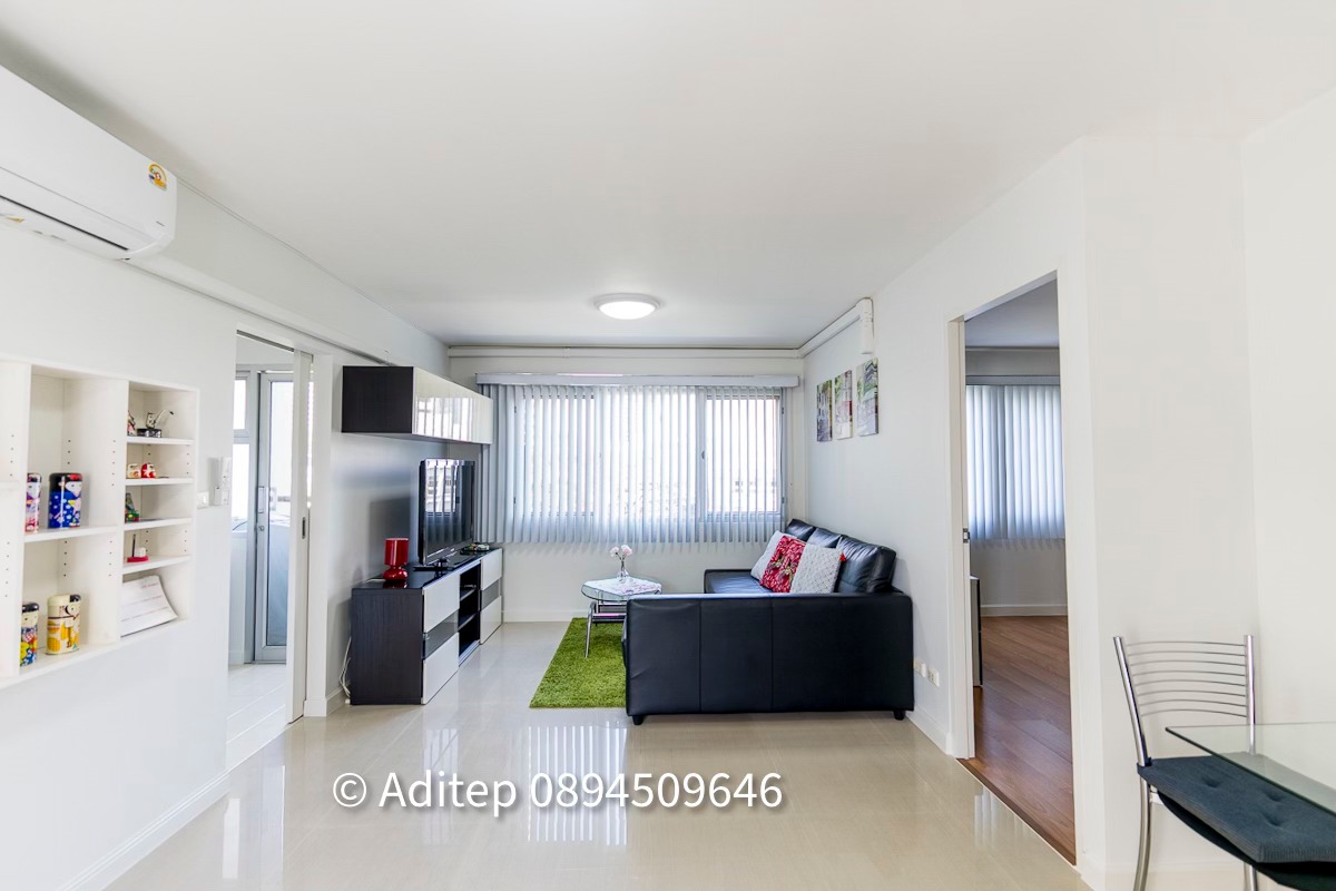 ขายคอนโดใกล้ BTS ทองหล่อ 300 ม. Condo One Thonglor Station   .