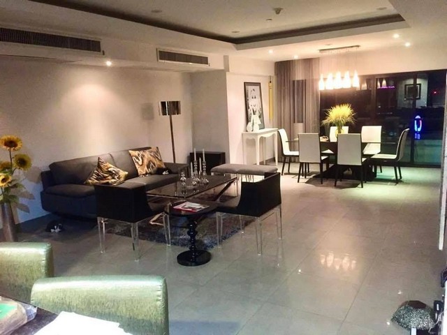 Sathorn Gardens 3 bedroom  230 Sq.m ใกล้ MRTลุมพินี  .