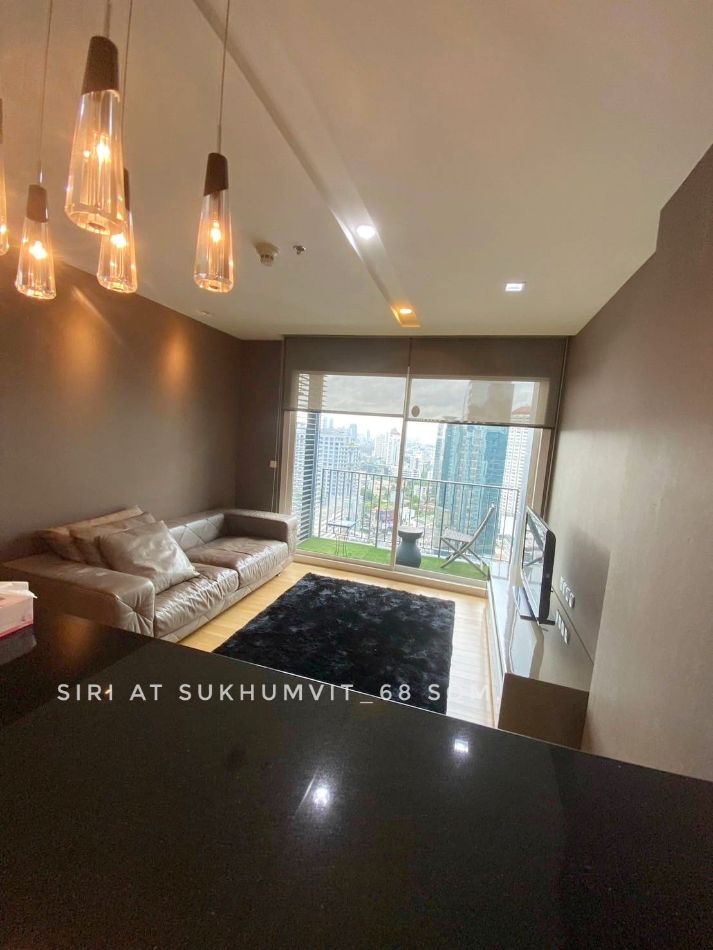ขาย คอนโด 2 bedrooms city view on high floor SIRI at Sukhumvit (สิริ แอท สุขุมวิท) 68 ตรม. very good condition near Thonglor- Sukhumvit