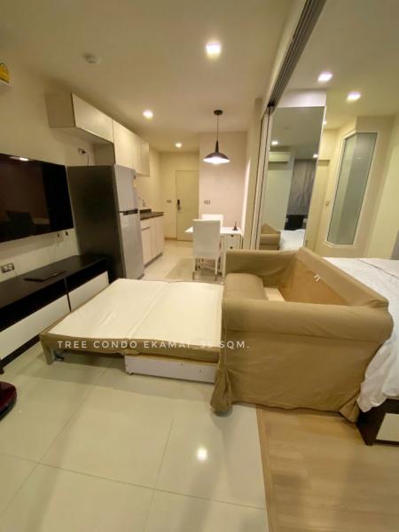 ขาย คอนโด 1 bedroom 1 big balconyTree Condo เอกมัย 39 ตรม. very good location quite and safe near BTS Ekkamai