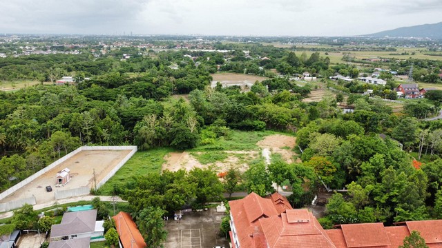 ที่ดินพร้อมสร้างบ้านใกล้สภอ.แม่โจ้ถมแล้วน้ำไฟพร้อม