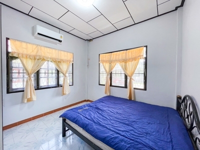 Single house, 2 bedrooms, fully furnished..