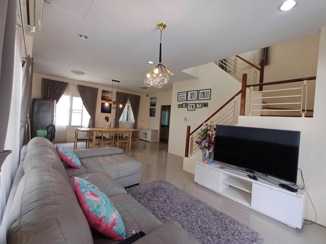 For Rent : Kathu, 2-story detached house, 3 Bedrooms 3 Bathrooms.