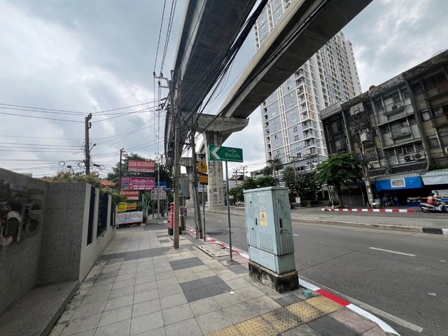 ให้เช่าอาคารพาณิชย์ ใกล้ MRT บางซ่อน ติดถนน กรุงเทพฯ-นนทบุรี .