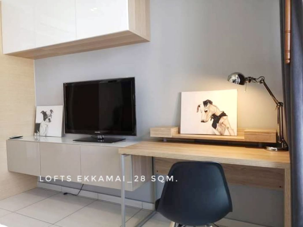 ให้เช่า คอนโด studio 1 bedroom The Lofts เอกมัย (เดอะ ลอฟท์ เอกมัย) 28 ตรม. near BTS Ekkamai in Sukhumvit area