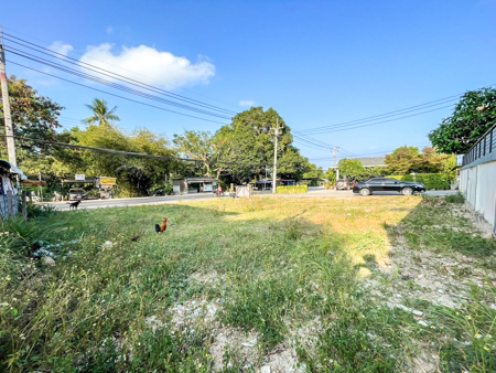 Rental Opportunity: 94 sq.wah Plot in  Bophut, Near Chaweng Beach  .