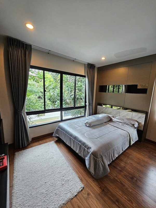 BH3185 ให้เช่าบ้านเดี่ยว​ Villa​ Arcadia Srinakarin  .